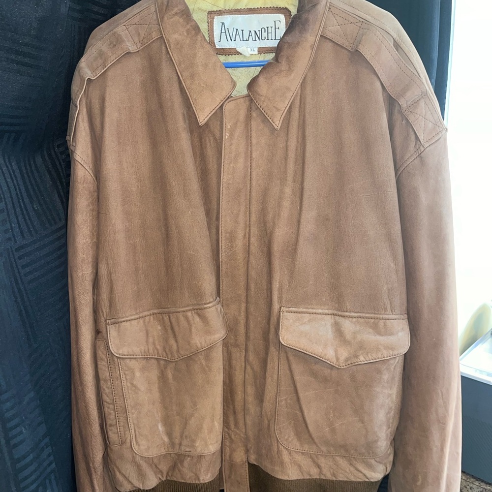 Avalanche Men’s Tan Suede Bomber Jacket